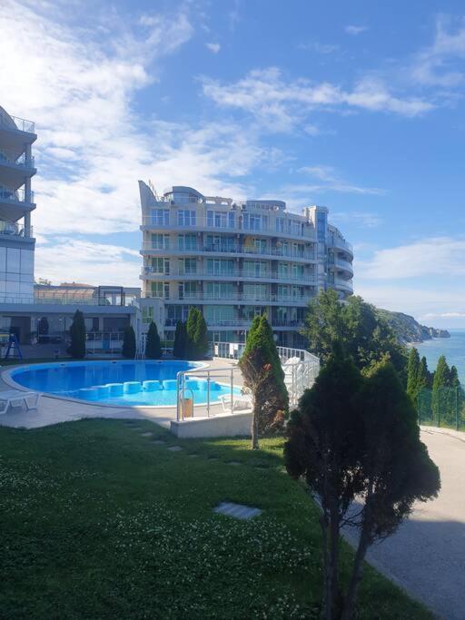 Studio Silver Terace With Sea View For 4 Person Bjala Exteriér fotografie