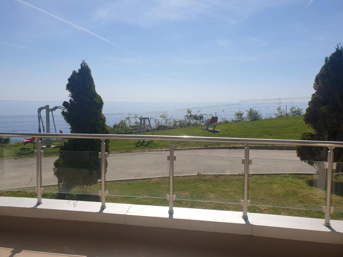 Studio Silver Terace With Sea View For 4 Person Bjala Exteriér fotografie