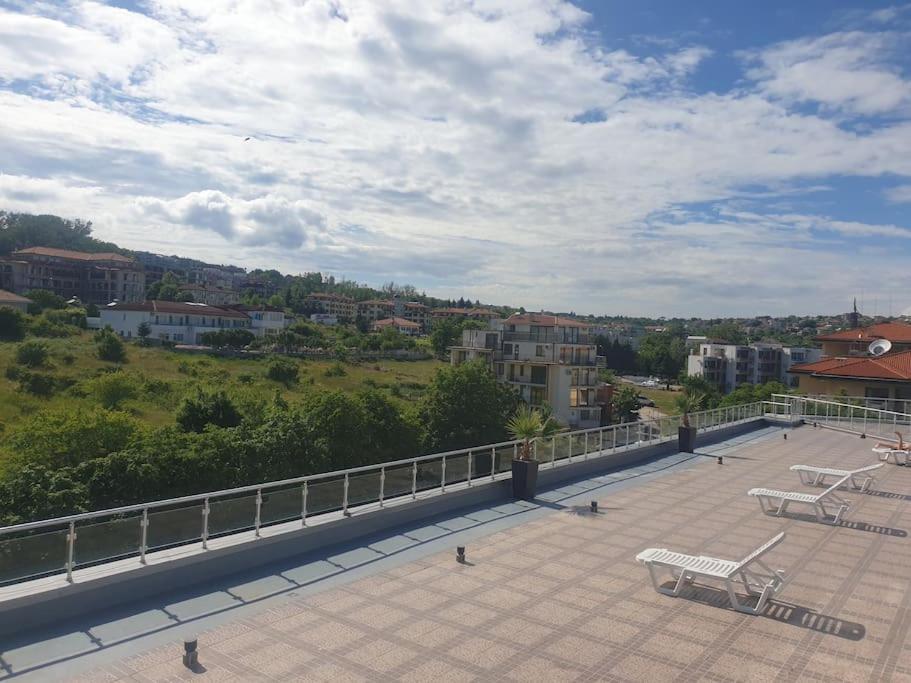 Studio Silver Terace With Sea View For 4 Person Bjala Exteriér fotografie