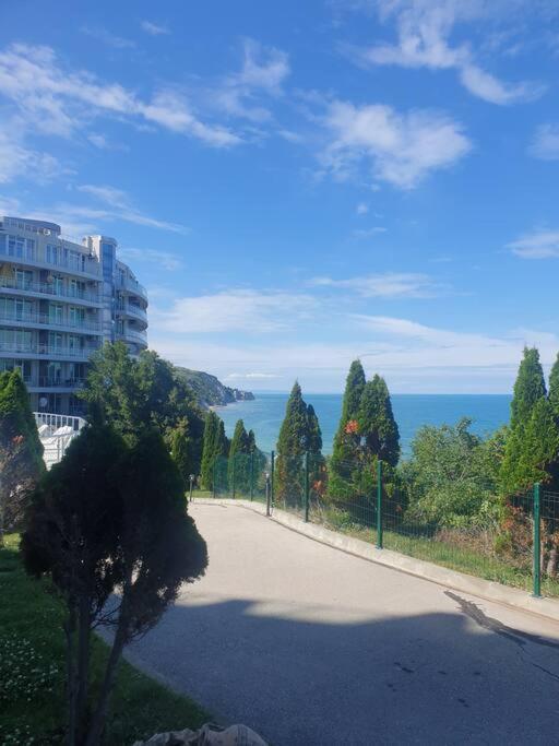 Studio Silver Terace With Sea View For 4 Person Bjala Exteriér fotografie