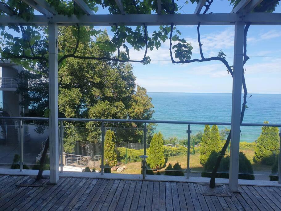 Studio Silver Terace With Sea View For 4 Person Bjala Exteriér fotografie